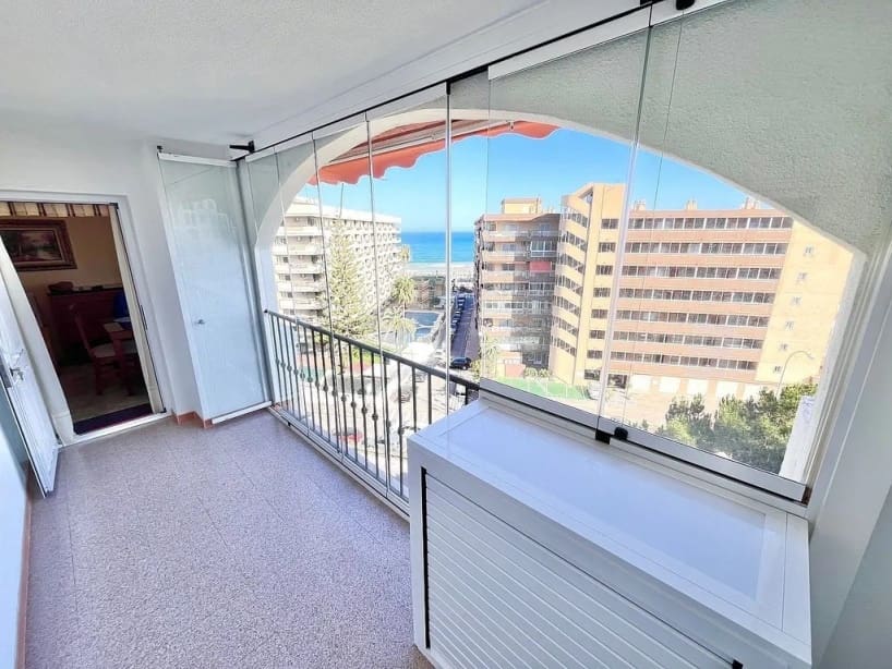 3 soveværelse Lejlighed til leje i Fuengirola med swimmingpool garage - € 1.800 (Ref: 9234886)