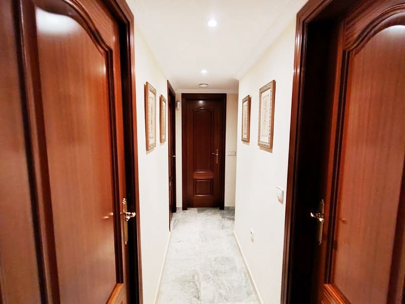 3 soveværelse Lejlighed til leje i Fuengirola med swimmingpool garage - € 1.800 (Ref: 9234886)