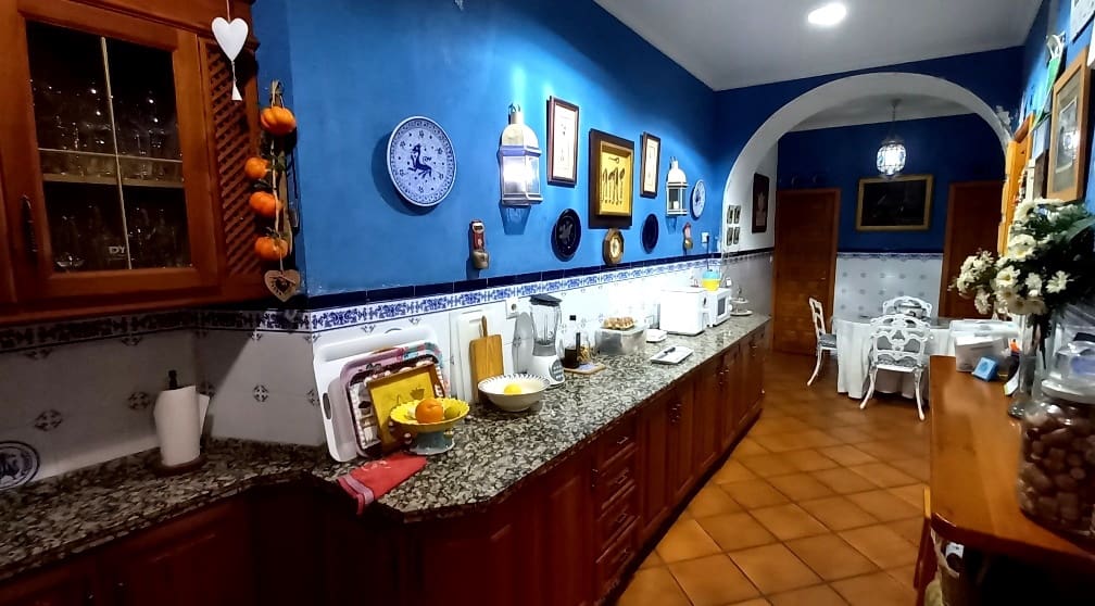 6 soveværelse Rækkehus til salg i Cordoba by - € 650.000 (Ref: 9234891)