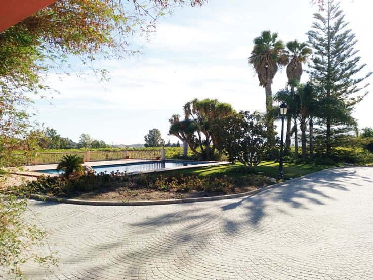 Chalet de 12 habitaciones en Málaga ciudad en venta con piscina garaje - 5.500.000 € (Ref: 9234901)