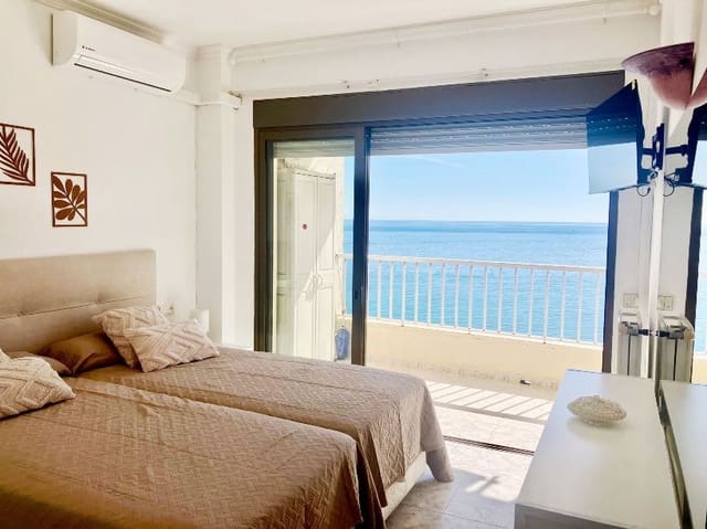 2 bedroom Apartment for sale in Marbella with pool garage - € 650,000 (Ref: 9235206)