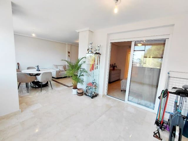 Apartamento de 2 habitaciones en Marbella en venta con piscina - 540.000 € (Ref: 9235207)