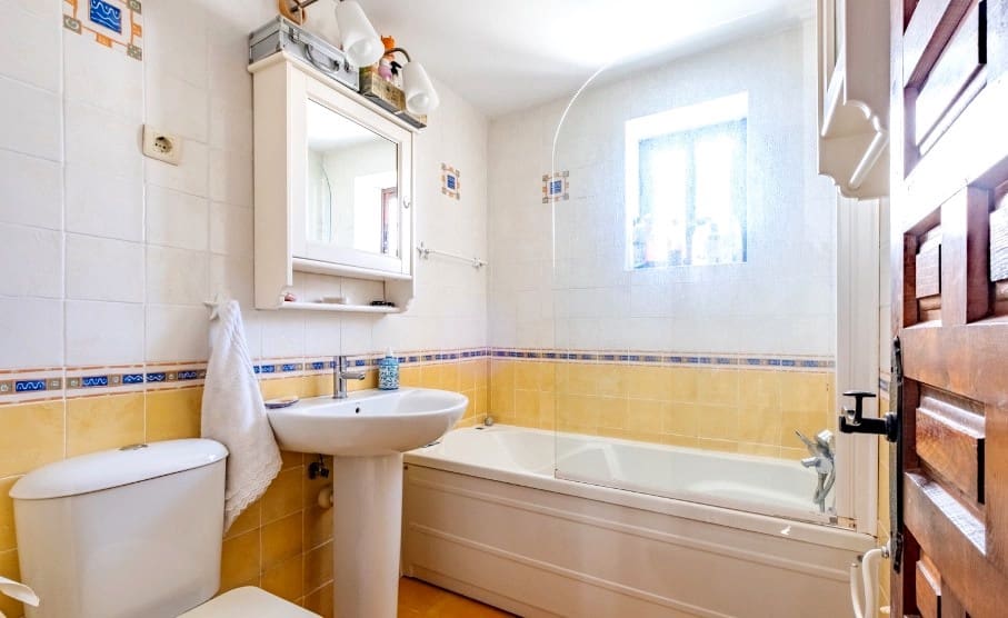 5 camera da letto Villa in vendita in Chilches con piscina - 480.000 € (Rif: 9360189)