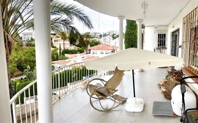 4 soverom Villa til salgs i Benajarafe, Vélez-Málaga med svømmebasseng garasje - € 670 000 (Ref: 9418751)