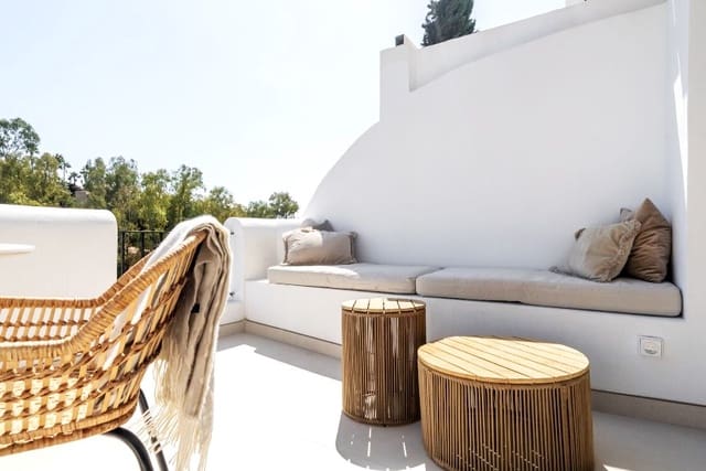 3 bedroom Apartment for sale in Benahavís with pool - € 599,000 (Ref: 9418752)