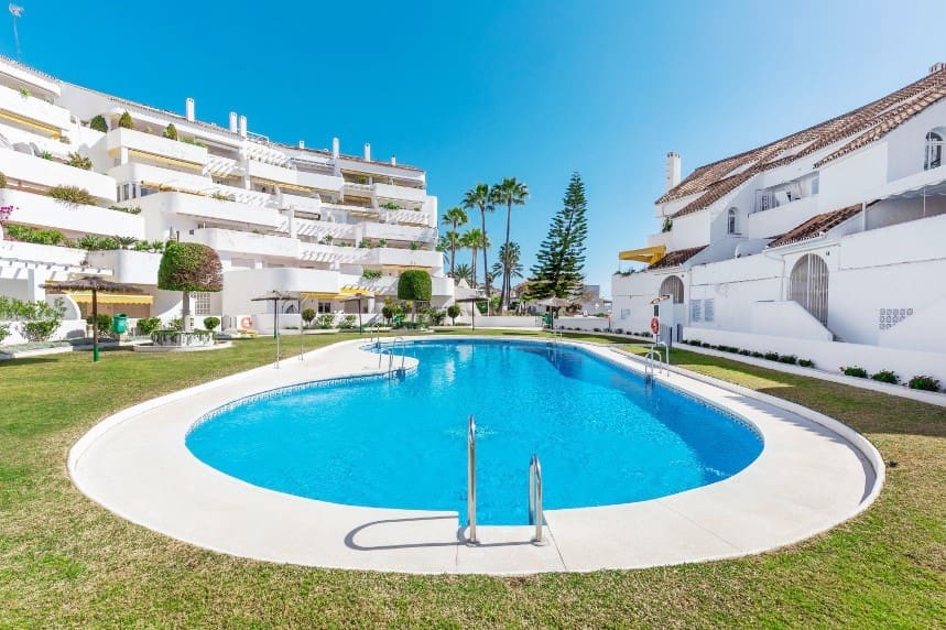 3 bedroom Apartment for sale in Marbella with pool garage - € 680,000 (Ref: 9418753)