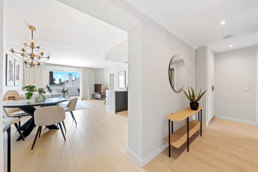 3 bedroom Apartment for sale in Marbella with pool garage - € 680,000 (Ref: 9418753)