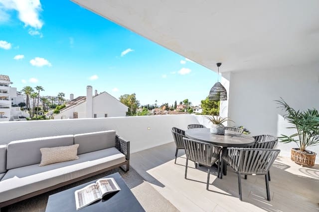 3 bedroom Apartment for sale in Marbella with pool garage - € 680,000 (Ref: 9418753)