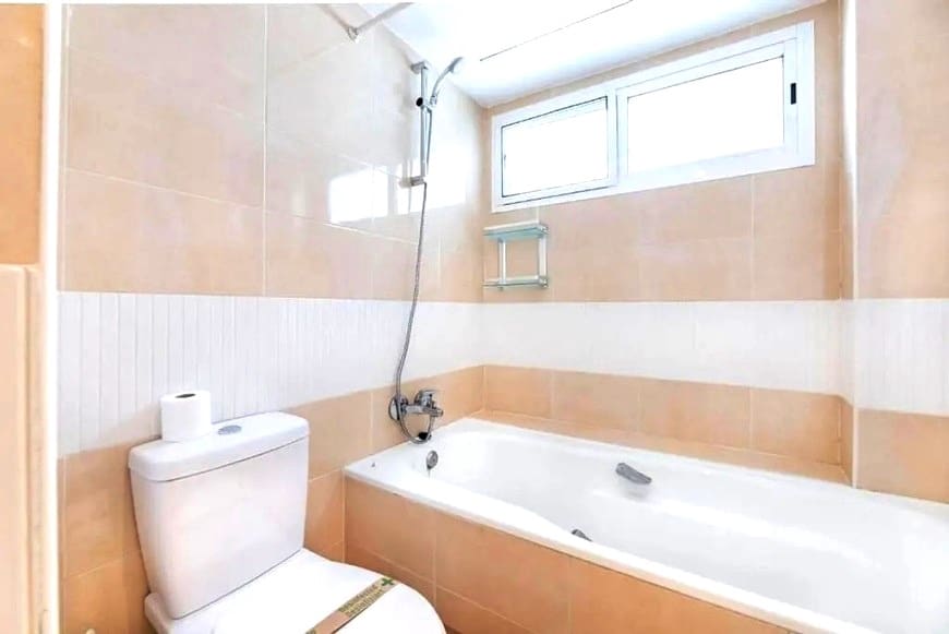 4 slaapkamer Rijtjeshuis te koop in Marbella met zwembad - € 699.000 (Ref: 9421644)