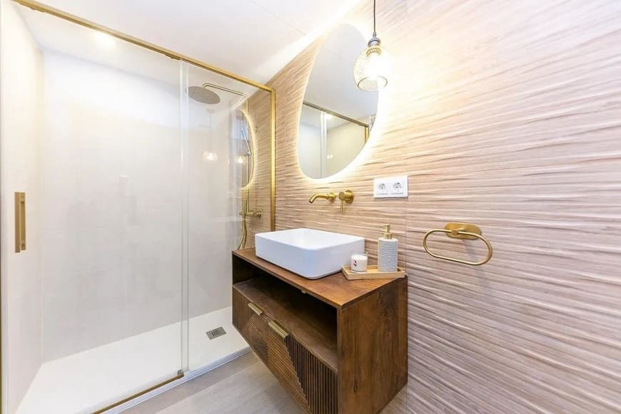 3 sypialnia Apartament przy plaży na sprzedaż w Fuengirola z garażem - 410 000 € (Ref: 9474429)