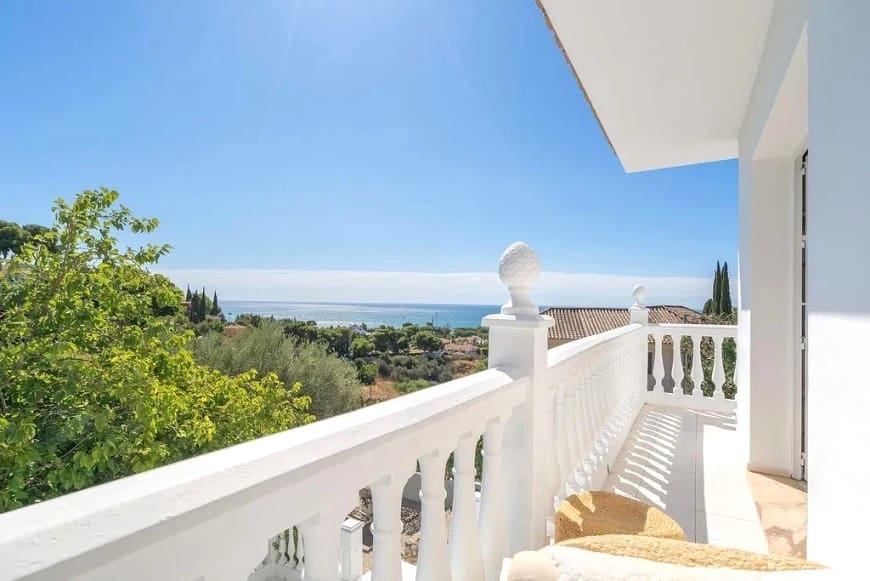 4 soveværelse Villa til salg i Benalmadena med swimmingpool garage - € 635.000 (Ref: 9474431)