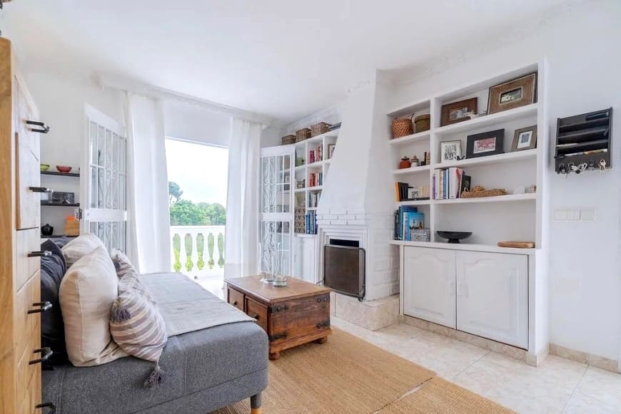 4 soveværelse Villa til salg i Benalmadena med swimmingpool garage - € 635.000 (Ref: 9474431)