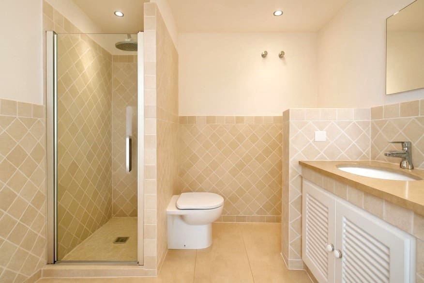 4 bedroom Terraced Villa for sale in Estepona with pool garage - € 649,000 (Ref: 9474437)