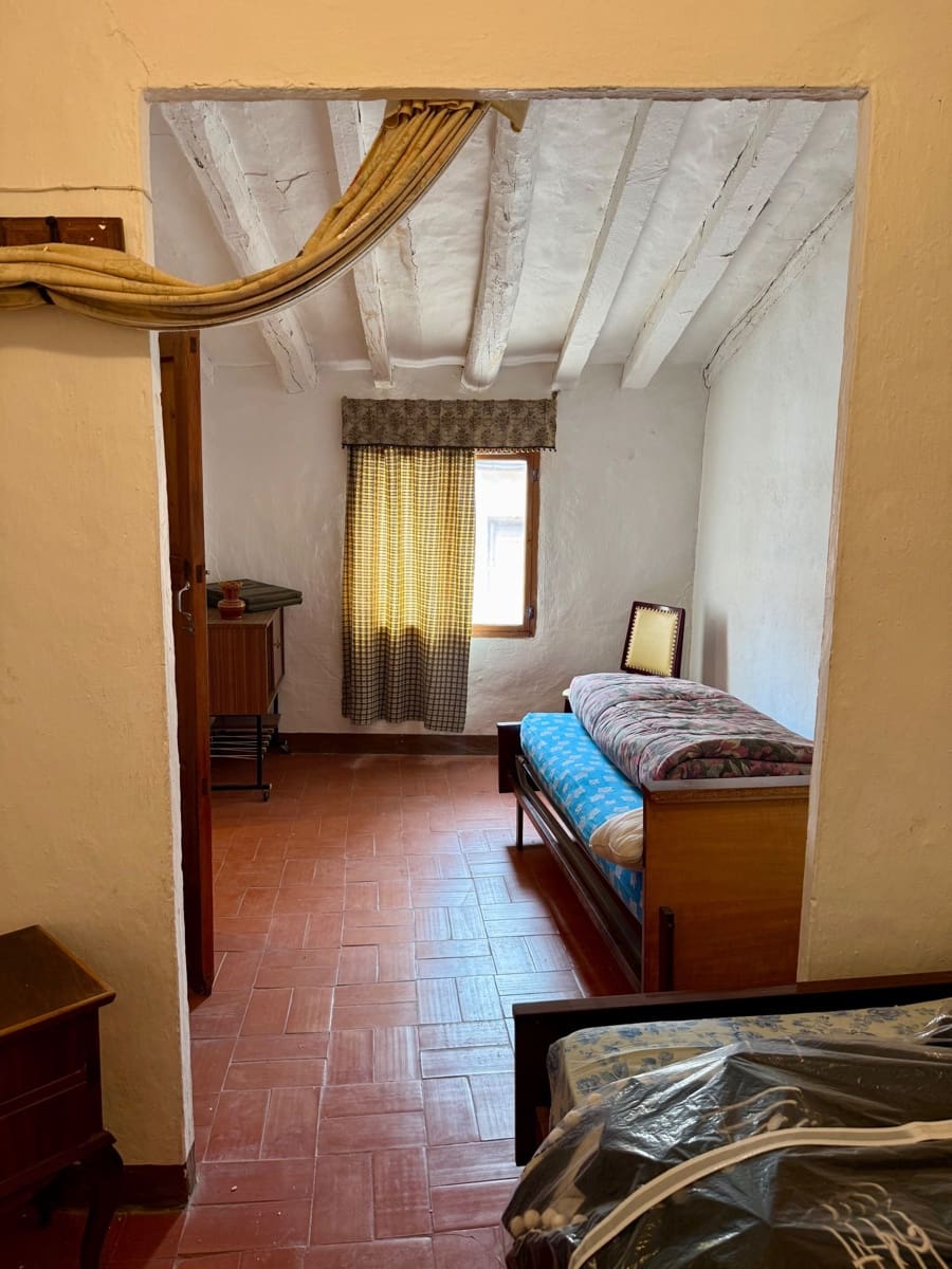 4 sovrum Hus till salu i Biar med garage - 160 000 € (Ref: 10025094)