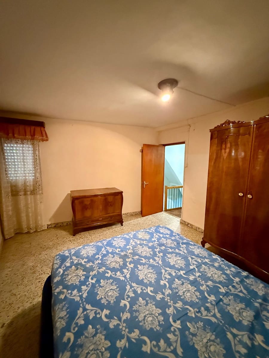 4 sovrum Hus till salu i Biar med garage - 160 000 € (Ref: 10025094)
