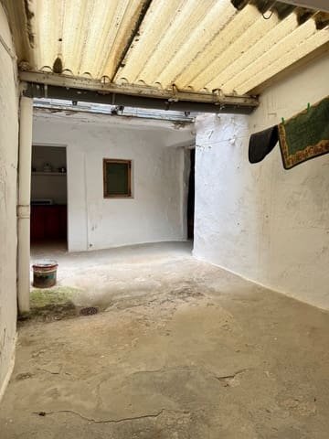 4 soveværelse Byhus til salg i Biar med garage - € 160.000 (Ref: 10025094)