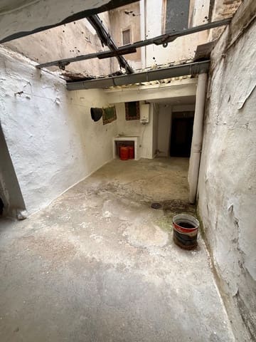 4 soveværelse Byhus til salg i Biar med garage - € 160.000 (Ref: 10025094)