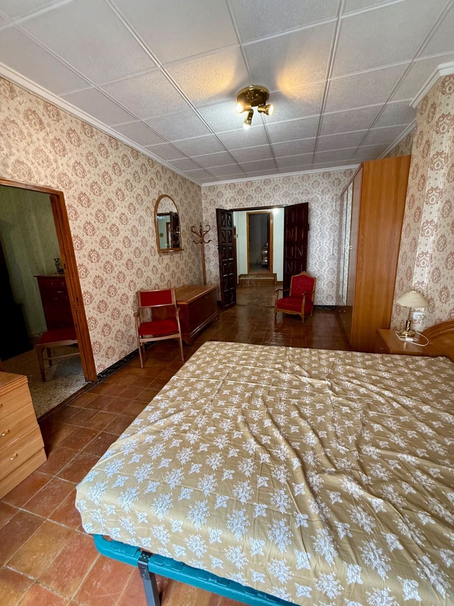4 sovrum Hus till salu i Biar med garage - 160 000 € (Ref: 10025094)