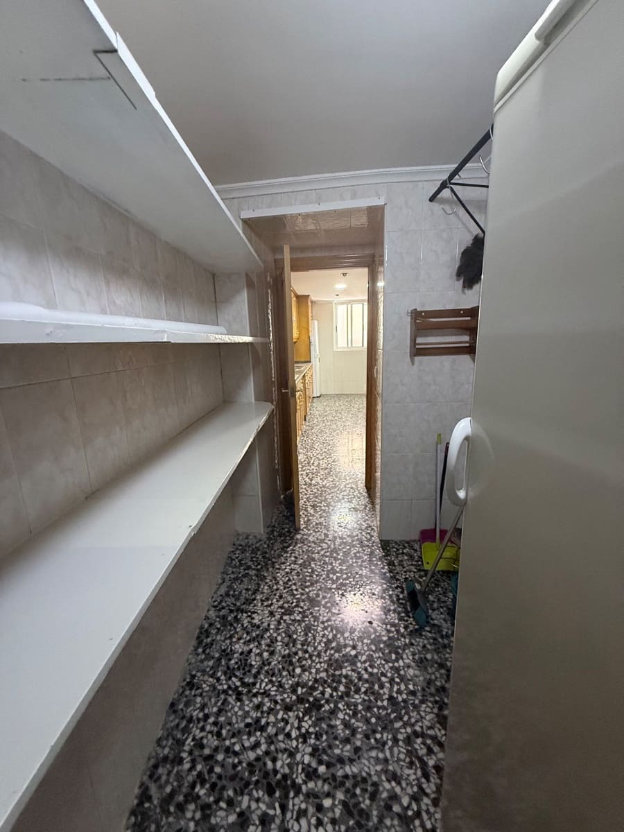 5 sovrum Hus till salu i Onil med garage - 120 000 € (Ref: 10029086)