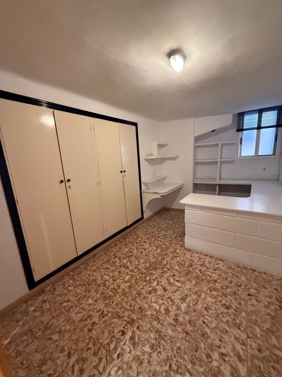 5 sovrum Hus till salu i Onil med garage - 120 000 € (Ref: 10029086)