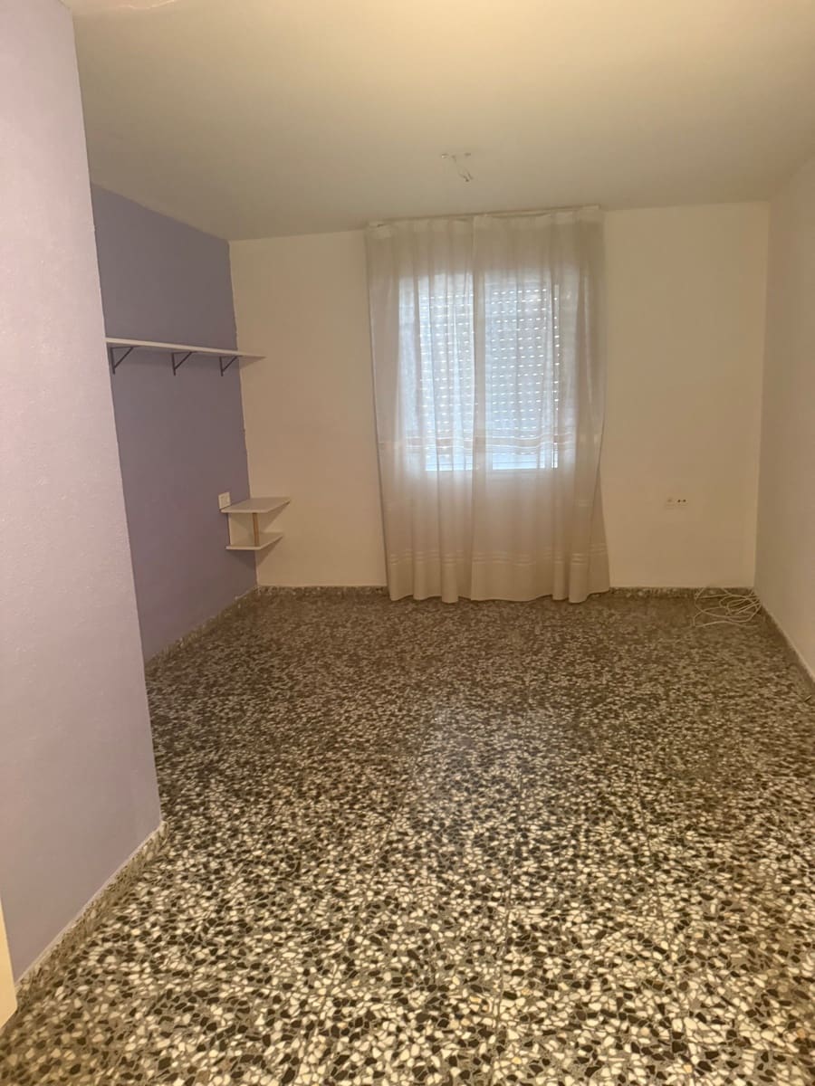 5 sovrum Hus till salu i Onil med garage - 120 000 € (Ref: 10029086)