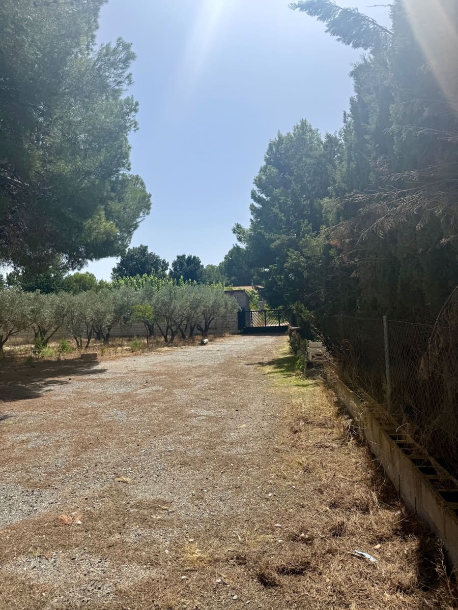 4 Zimmer Villa zu verkaufen in Villena mit Pool Garage - 210.000 € (Ref: 10033471)