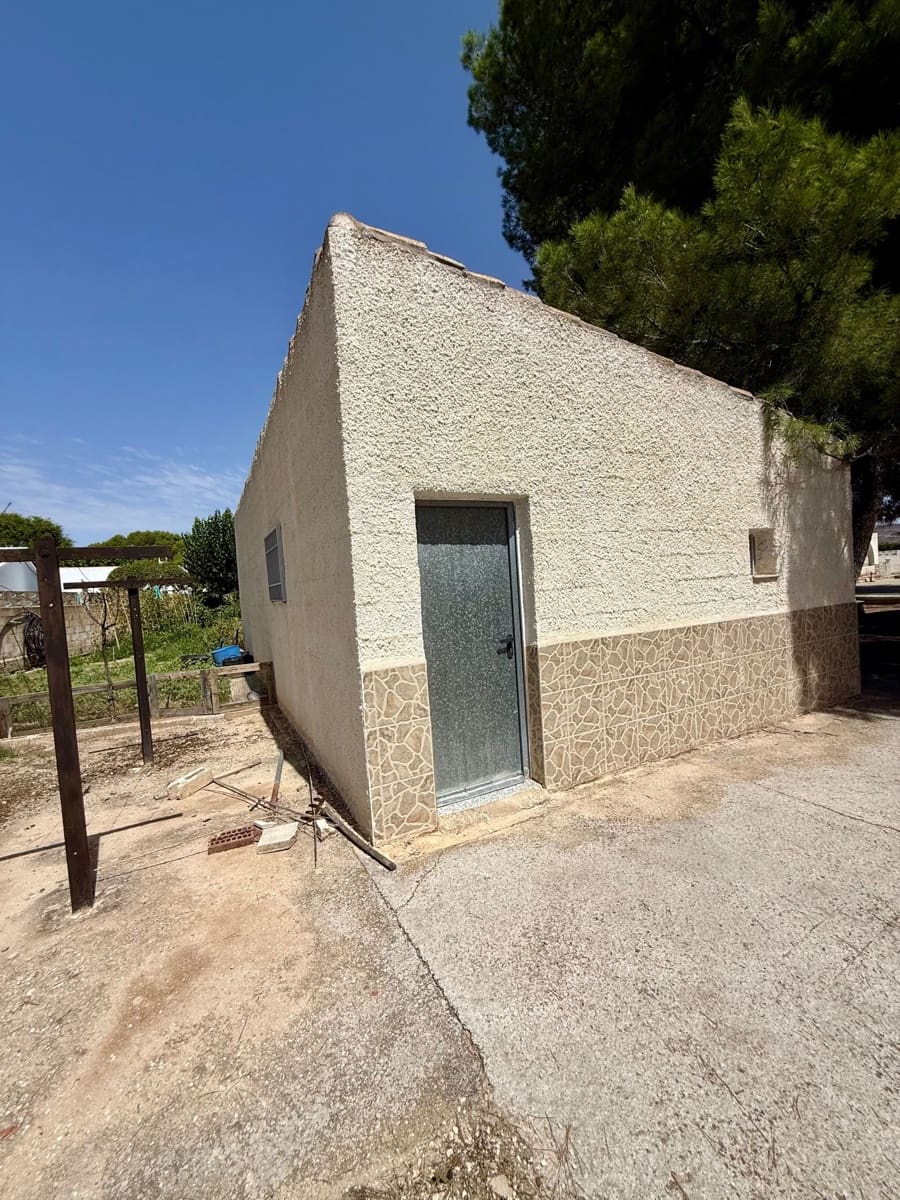 4 Zimmer Villa zu verkaufen in Villena mit Pool Garage - 210.000 € (Ref: 10033471)