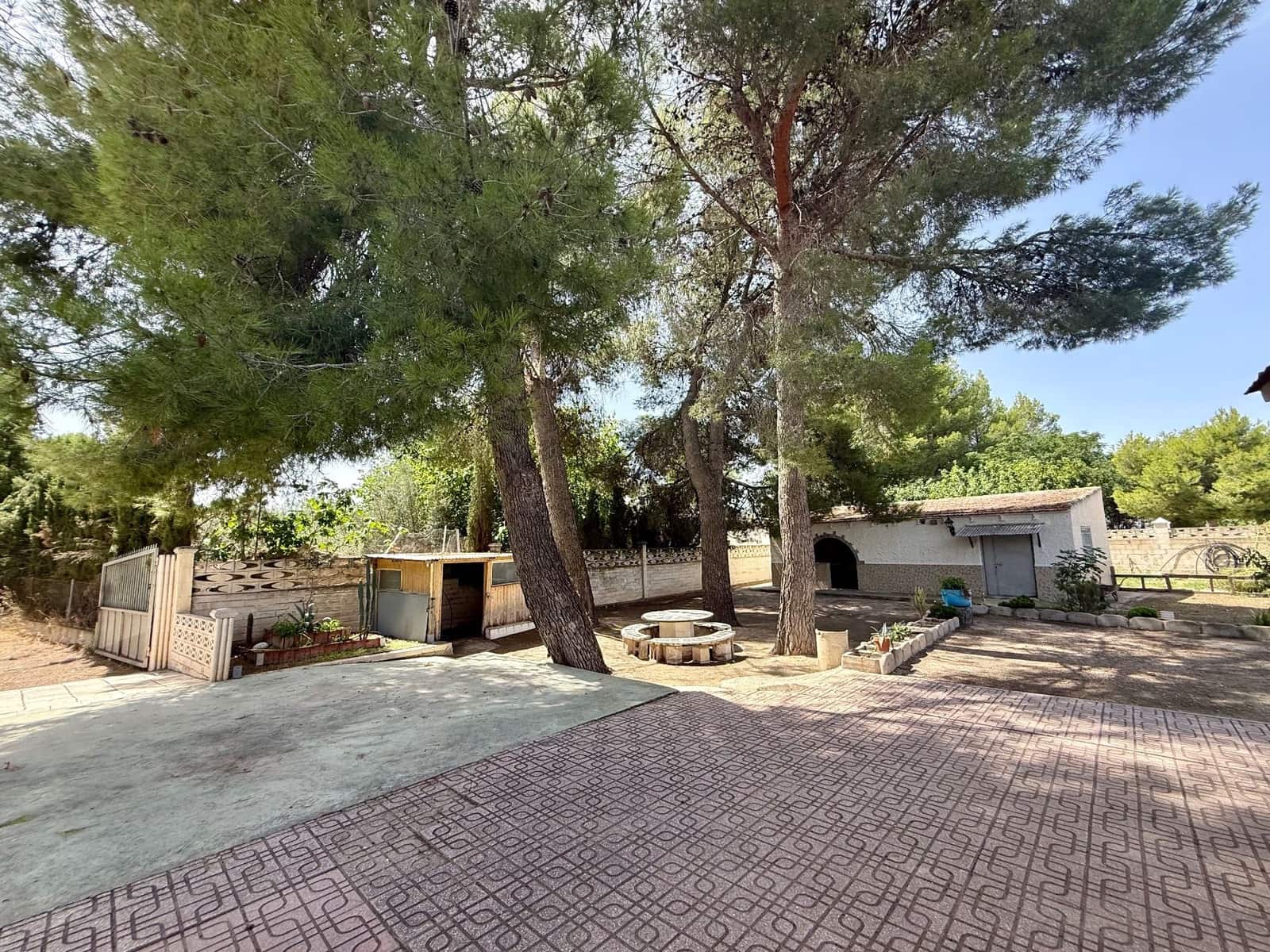 4 bedroom Villa for sale in Biar with pool garage - € 210,000 (Ref: 10033473)