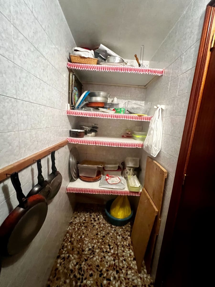 Piso de 3 habitaciones en Biar en venta - 110.000 € (Ref: 10091045)