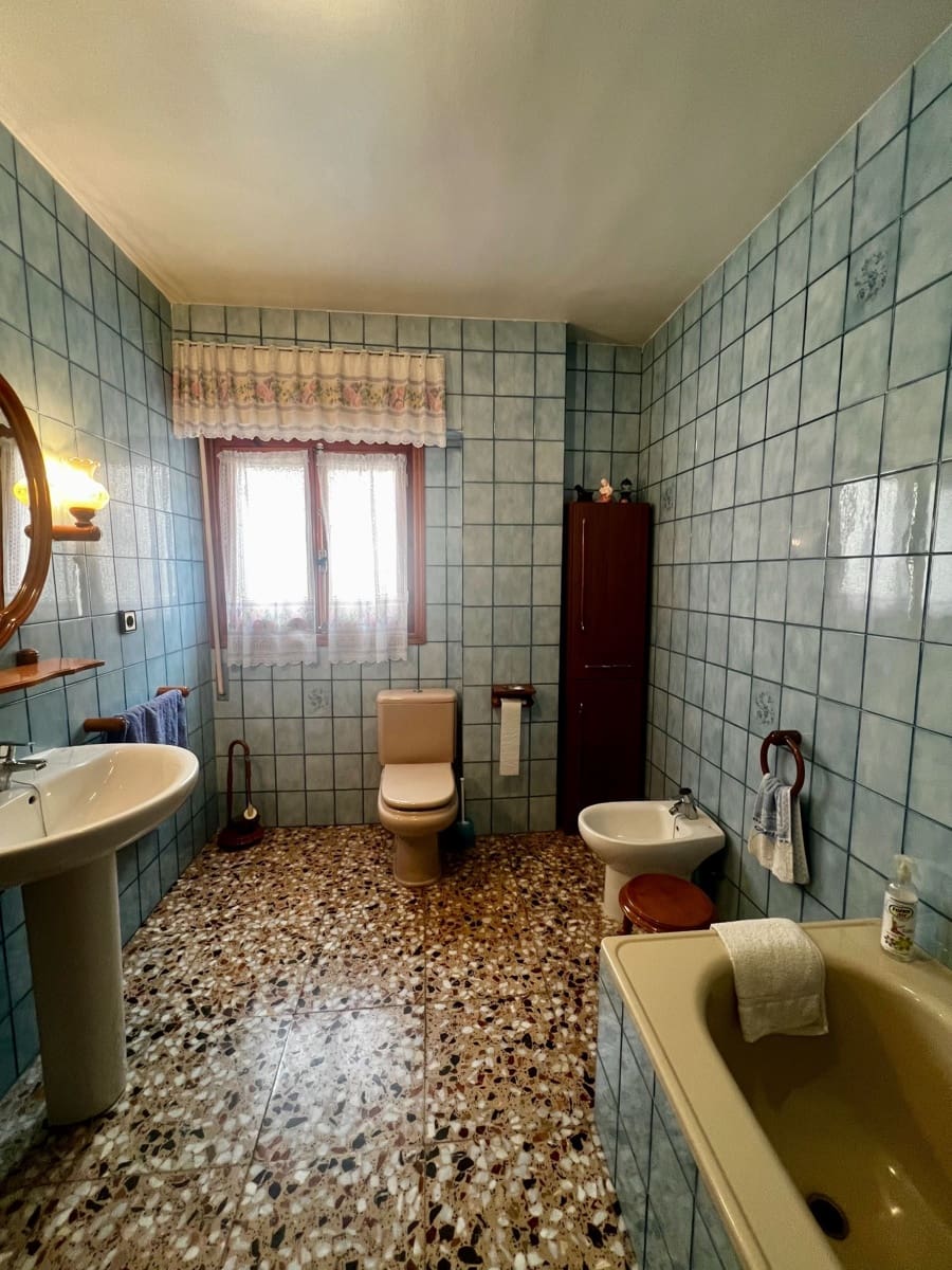 Piso de 3 habitaciones en Biar en venta - 110.000 € (Ref: 10091045)