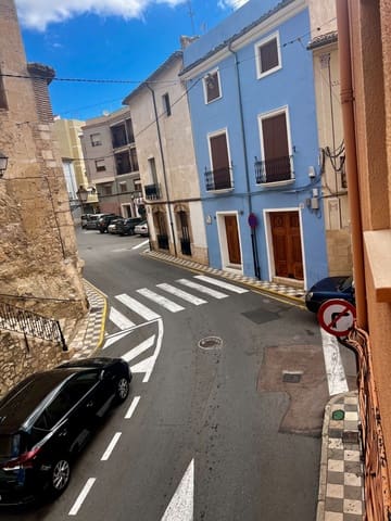 Piso de 3 habitaciones en Biar en venta - 110.000 € (Ref: 10091045)