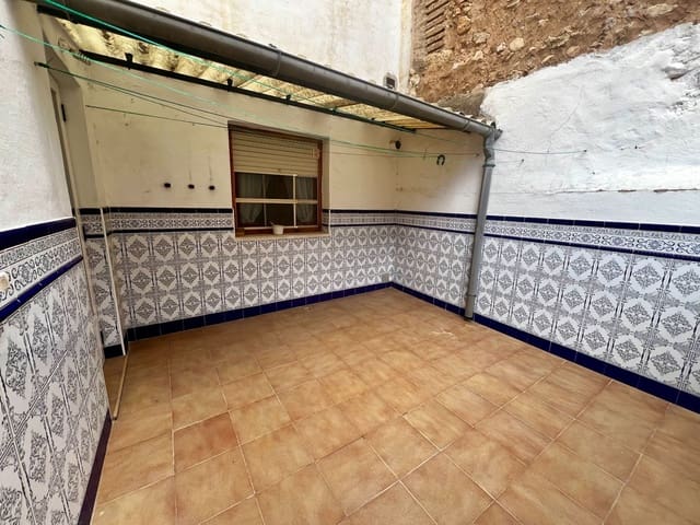 Piso de 3 habitaciones en Biar en venta - 110.000 € (Ref: 10091045)