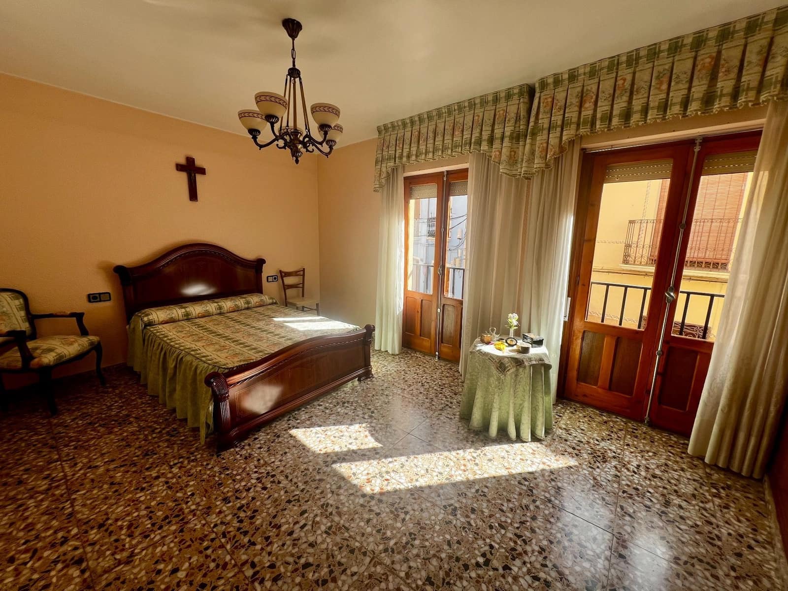 Piso de 3 habitaciones en Biar en venta - 110.000 € (Ref: 10091045)