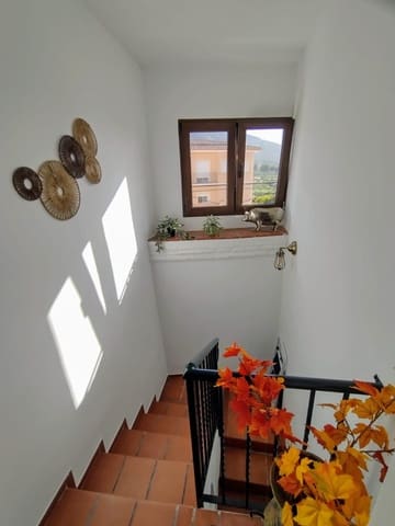 4 quarto Casa em Banda para venda em Biar com garagem - 259 000 € (Ref: 10133042)