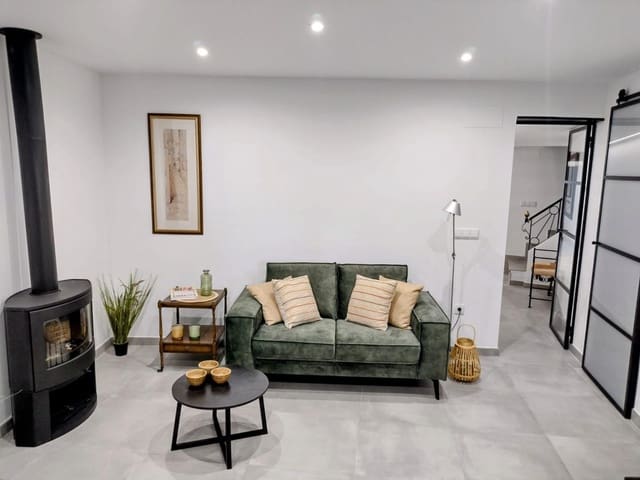4 quarto Casa em Banda para venda em Biar com garagem - 259 000 € (Ref: 10133042)