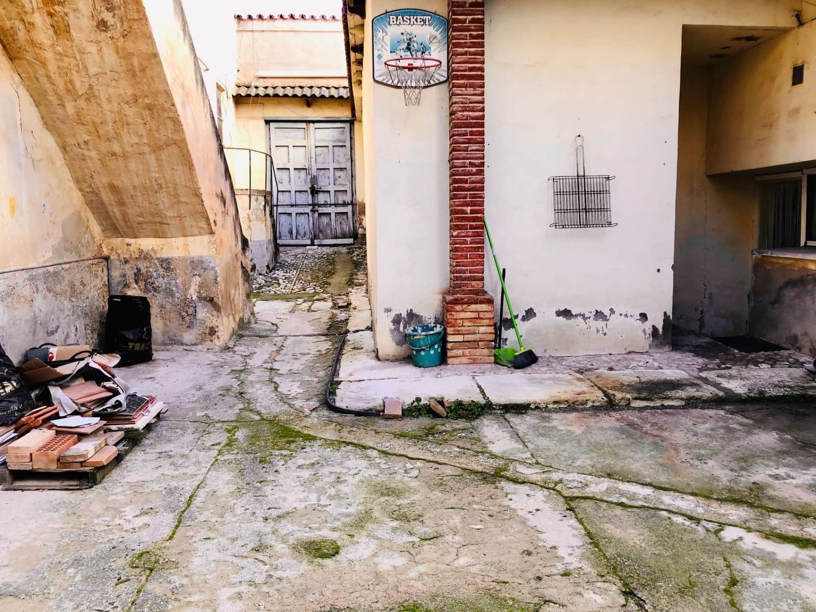 5 soveværelse Villa til salg i Biar - € 180.000 (Ref: 6057626)