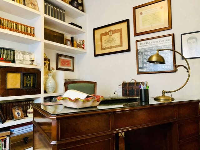 5 chambre Villa/Maison à vendre à Biar - 180 000 € (Ref: 6057626)