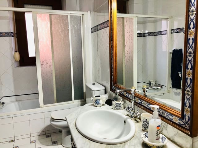 5 chambre Villa/Maison à vendre à Biar - 180 000 € (Ref: 6057626)