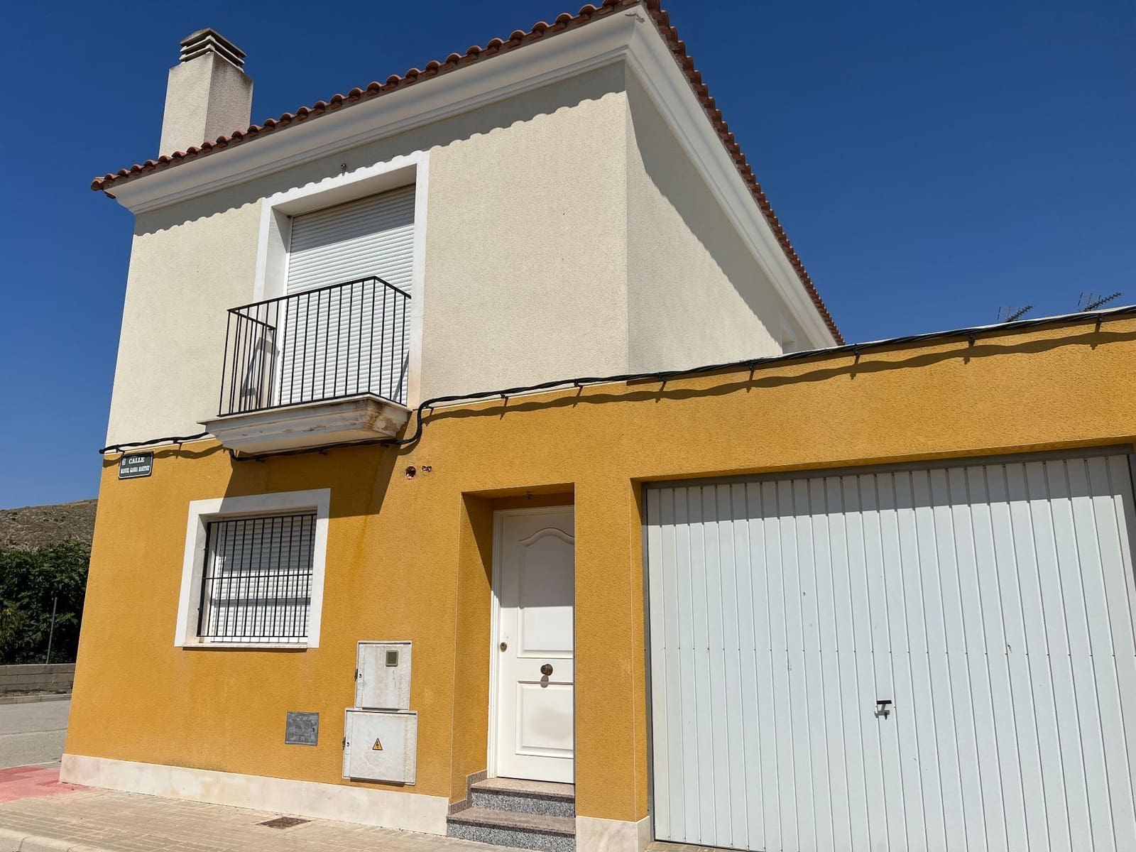 3 bedroom Bungalow for sale in Las Virtudes with garage - € 125,000 (Ref: 7072271)