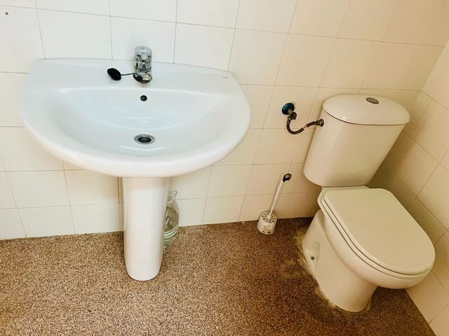 Commercial for sale in Biar - € 60,000 (Ref: 7174011)