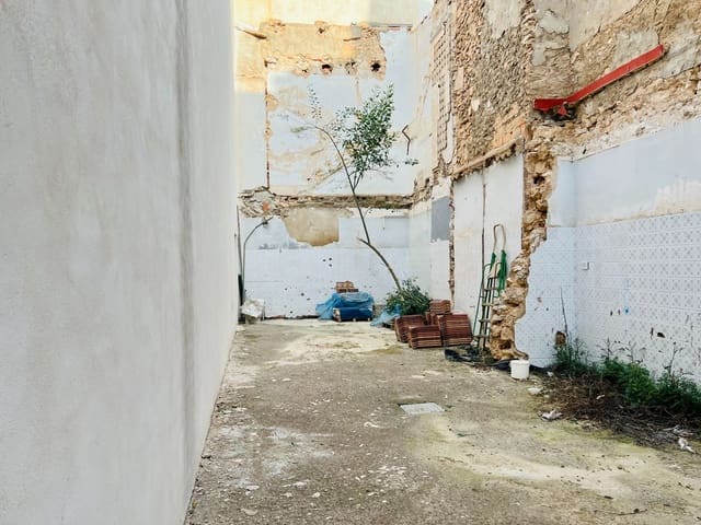 1 bedroom Villa for sale in Villena - € 69,900 (Ref: 7868638)