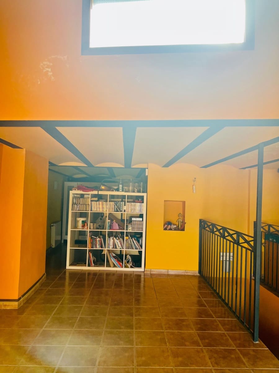 3 bedroom Townhouse for sale in Biar - € 200,000 (Ref: 7912344)