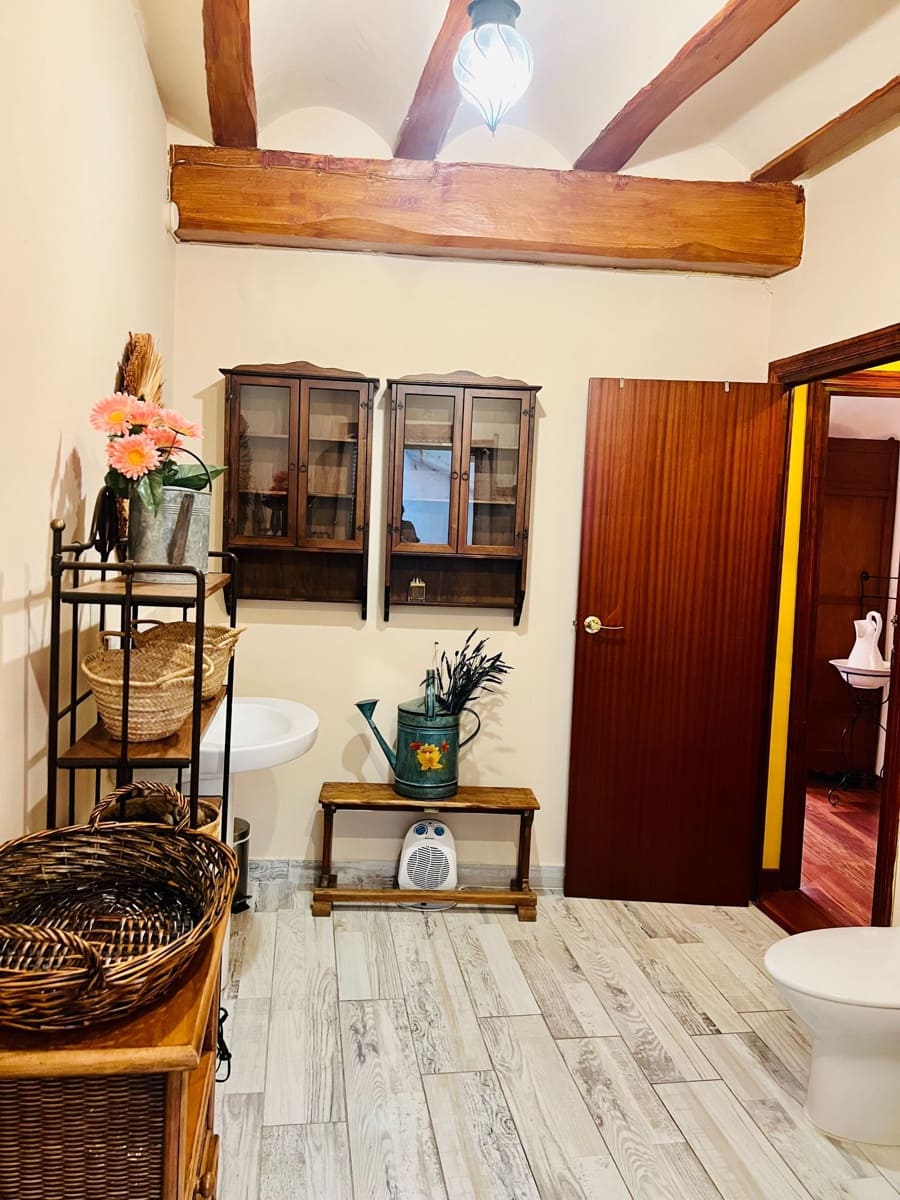 3 bedroom Townhouse for sale in Biar - € 200,000 (Ref: 7912344)