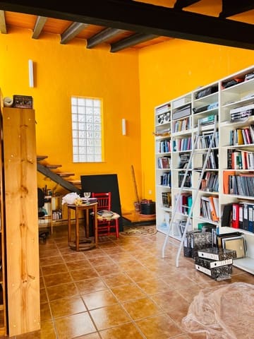 3 bedroom Townhouse for sale in Biar - € 200,000 (Ref: 7912344)