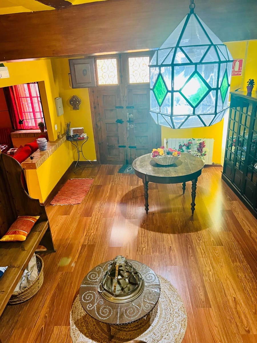 3 bedroom Townhouse for sale in Biar - € 200,000 (Ref: 7912344)