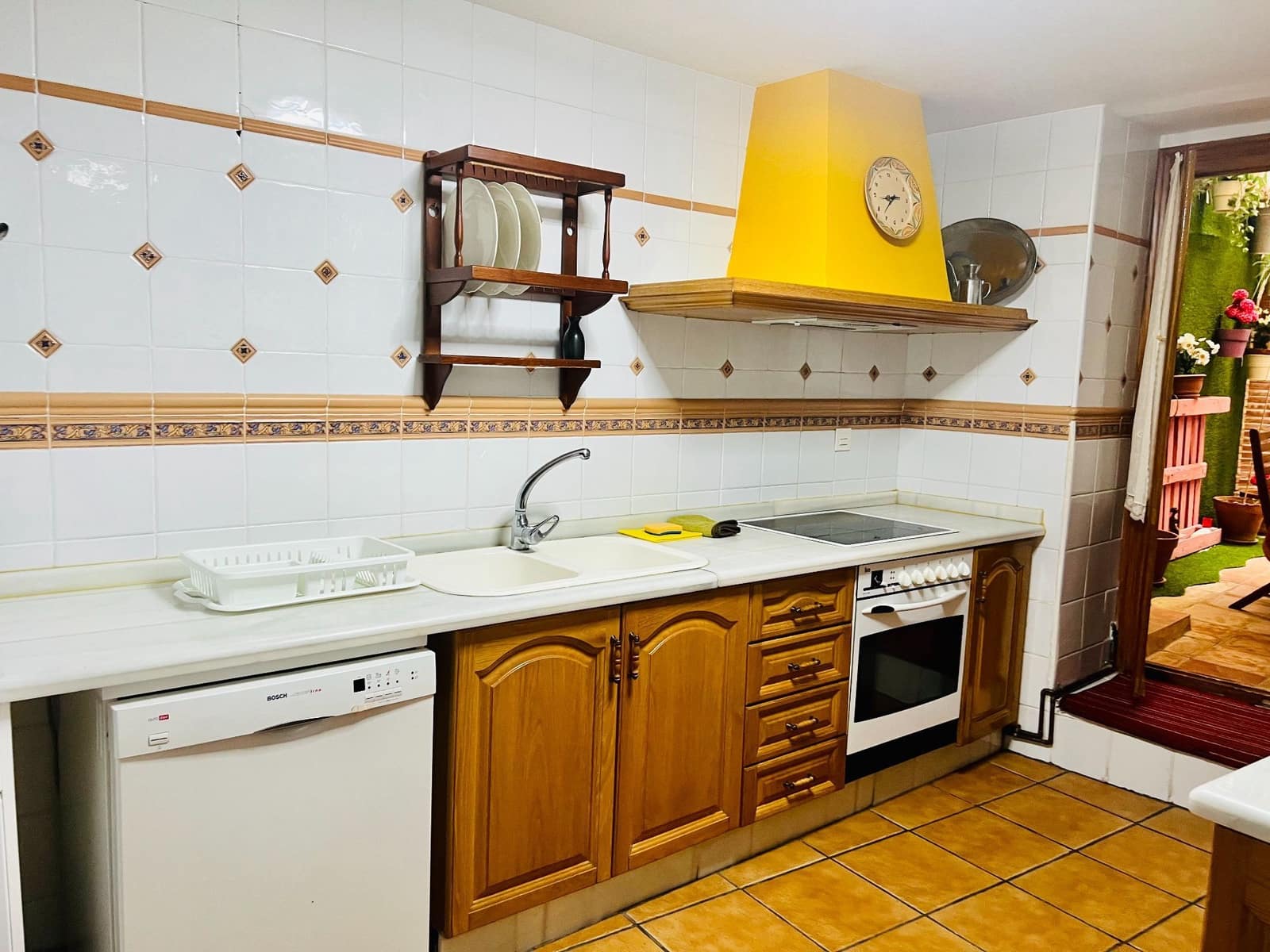 3 bedroom Townhouse for sale in Biar - € 200,000 (Ref: 7912344)