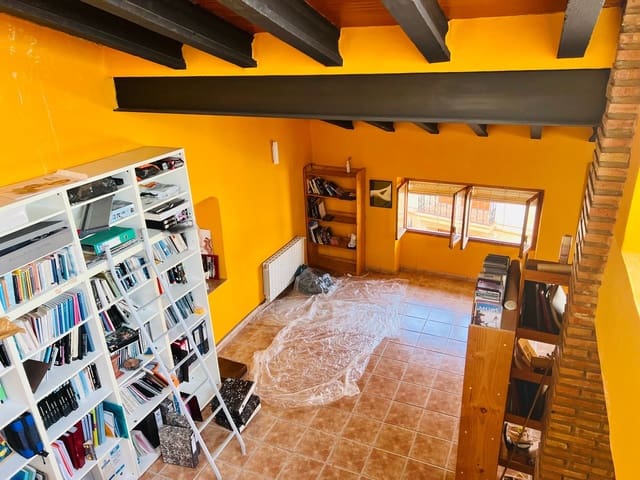 3 bedroom Townhouse for sale in Biar - € 200,000 (Ref: 7912344)