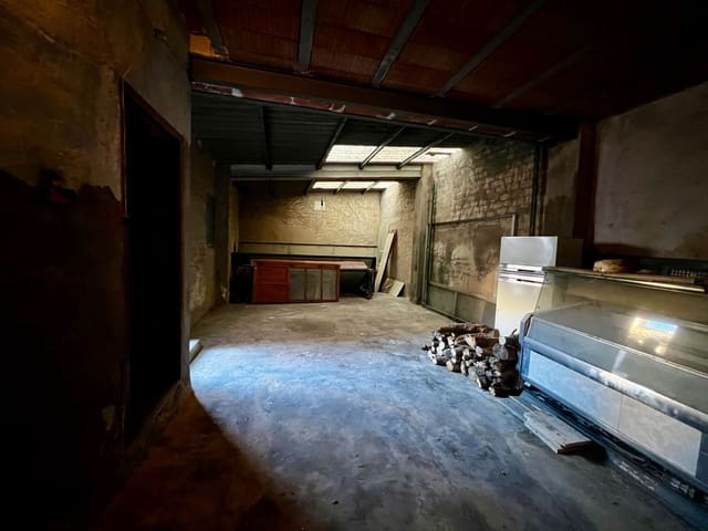 3 bedroom Townhouse for sale in Villena - € 90,000 (Ref: 8116995)