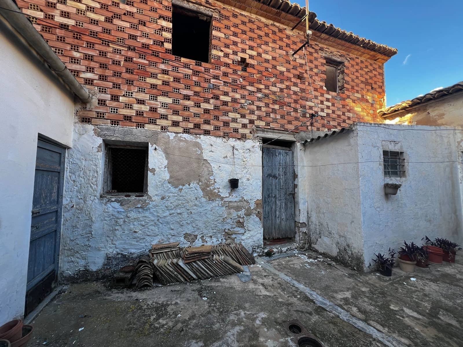 3 soverom Hus til salgs i Villena - € 90 000 (Ref: 8116995)