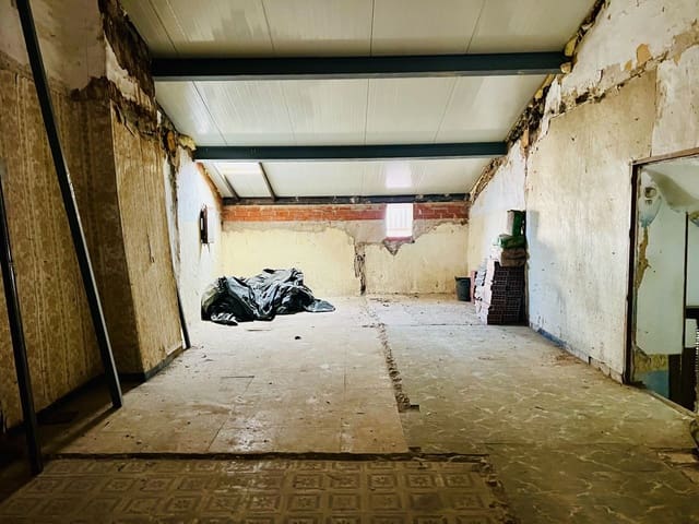 3 bedroom Townhouse for sale in Biar - € 99,000 (Ref: 8306826)